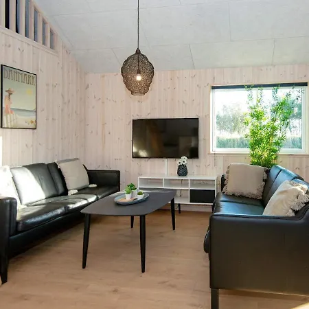 24 Person In N Rre Nebel Holiday home *